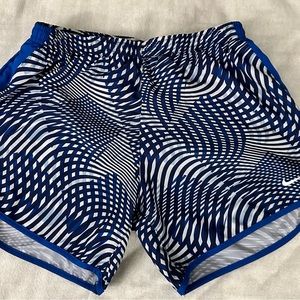 Nike dri-fit, size medium